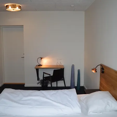 Bed & Breakfast Femhoj 4*