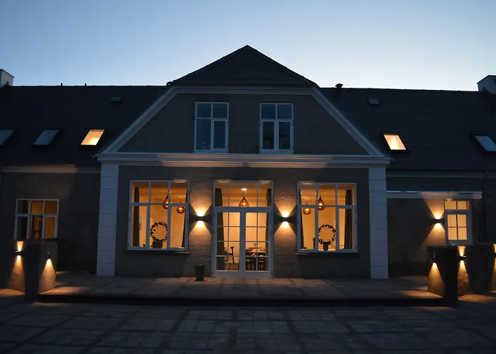 فندق مبيت وإفطار Femhoj 4*